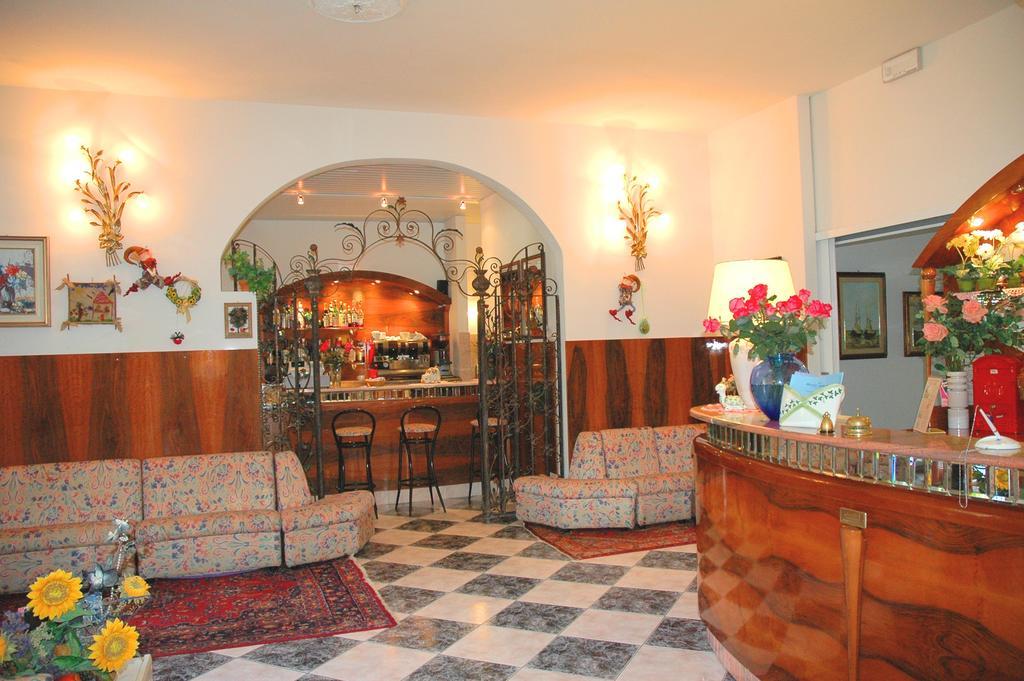 Hotel Abbazia Линьяно-Саббьядоро Экстерьер фото